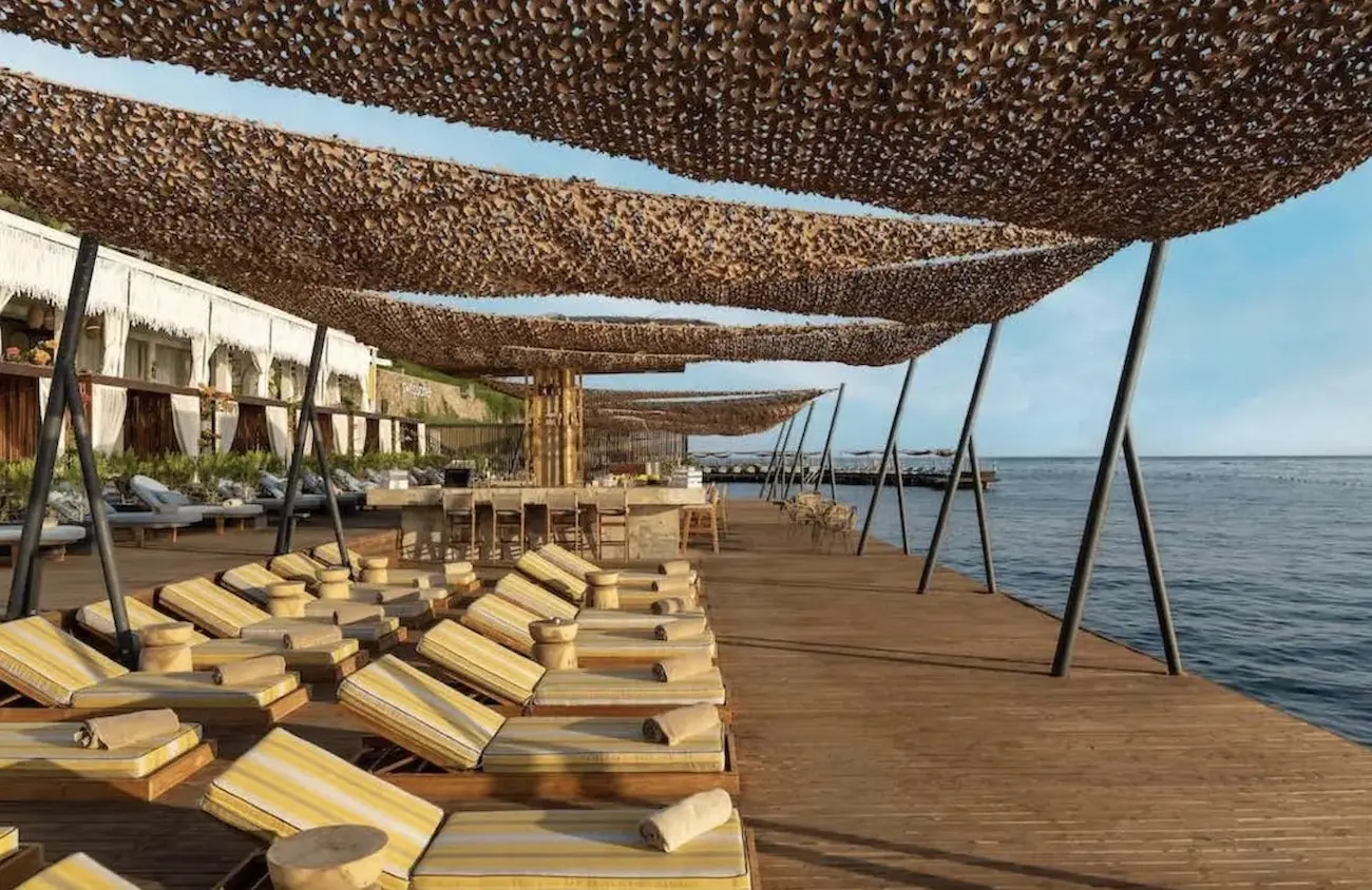 Beach pier